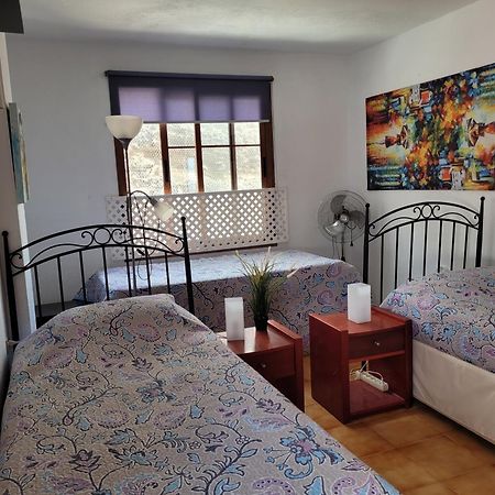 아칸티라도 Penthouse De Roca In Poblado Marinero 아파트 외부 사진