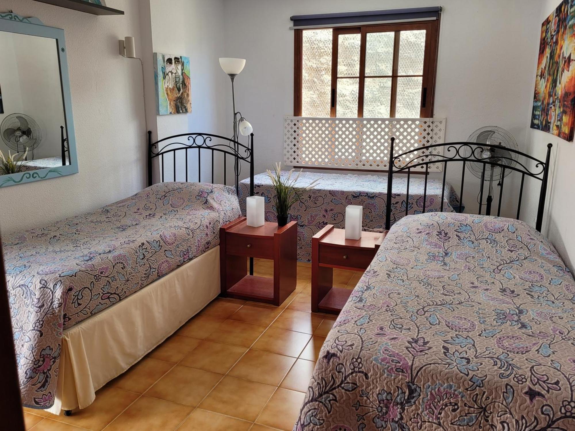 아칸티라도 Penthouse De Roca In Poblado Marinero 아파트 외부 사진